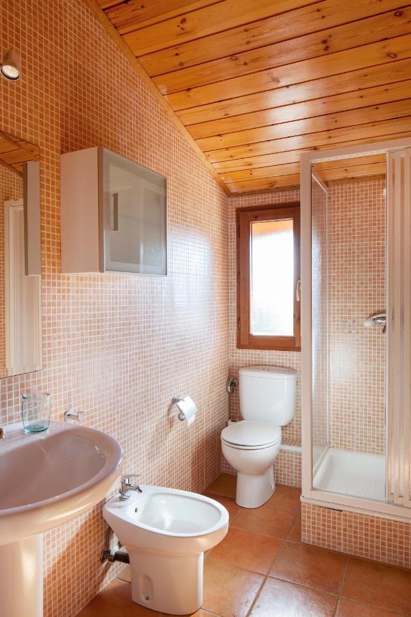 El Refugi De Les Basses Villa Campelles Bagian luar foto