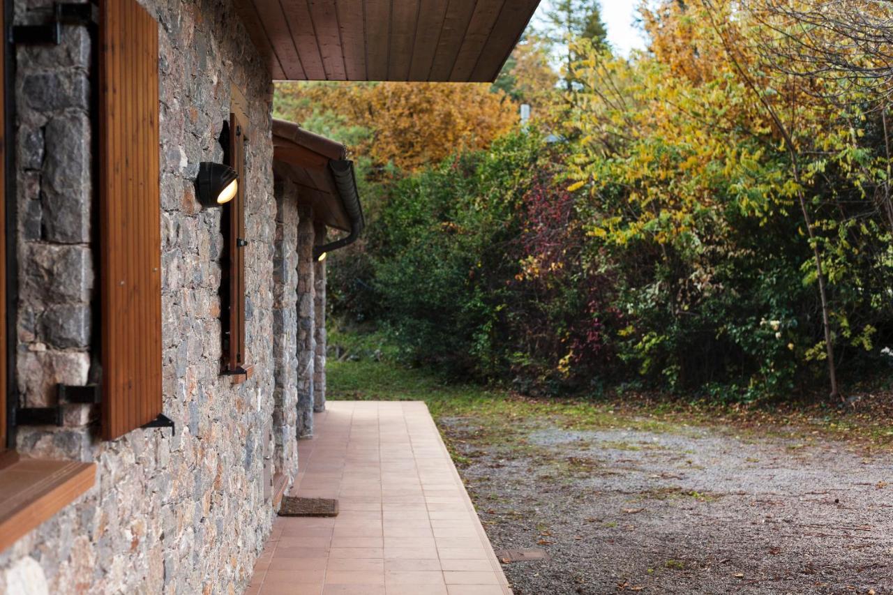 El Refugi De Les Basses Villa Campelles Bagian luar foto