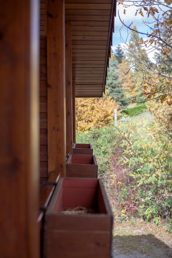 El Refugi De Les Basses Villa Campelles Bagian luar foto